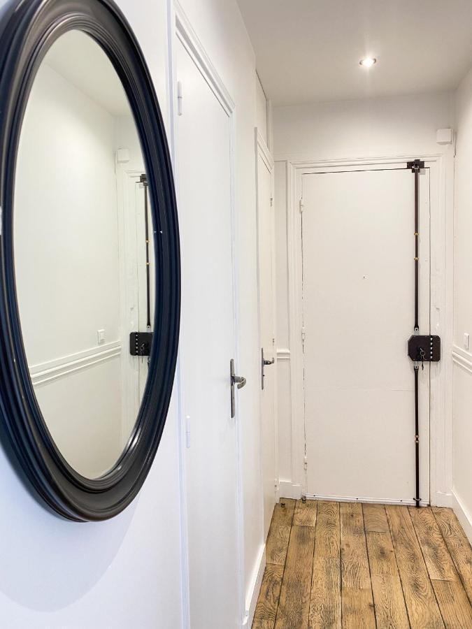Le Voltaire Apartment - Paris Center Buitenkant foto